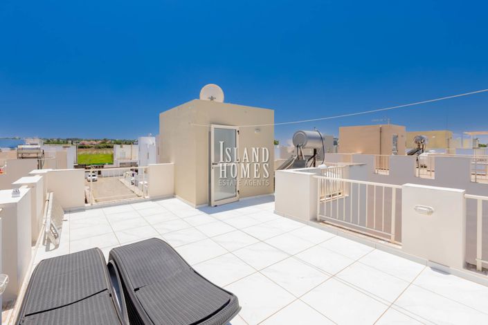 Image No.35-3 Bed Villa / Detached for sale