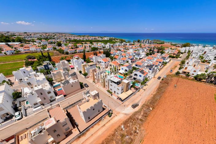 Image No.40-3 Bed Villa / Detached for sale