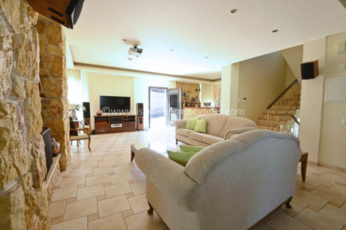 Image No.4-3 Bed Villa for sale