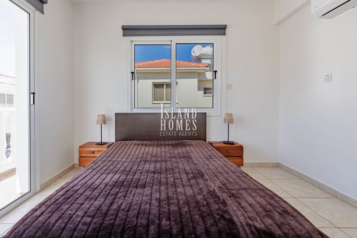 Image No.18-2 Bed Villa / Detached for sale