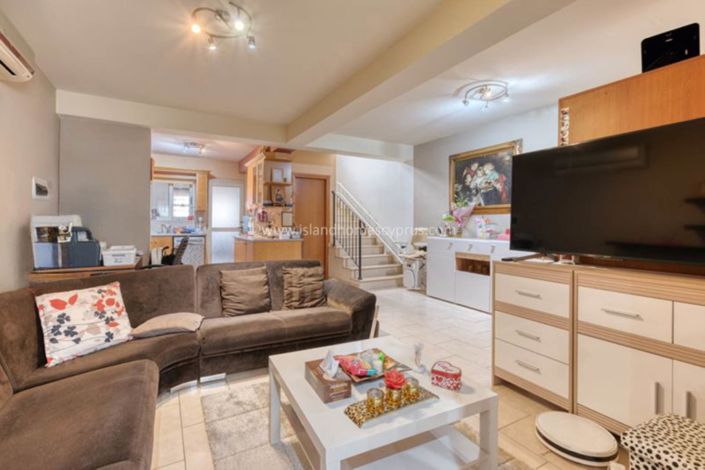 Image No.5-3 Bed Townhouse for sale