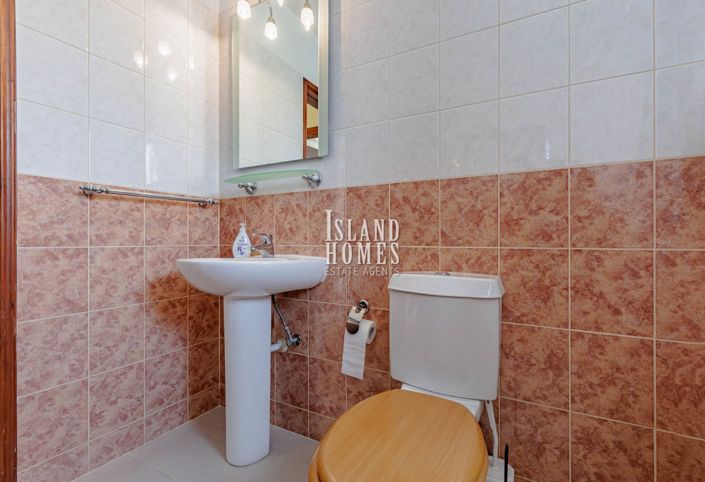 Image No.17-2 Bed Apartment for sale