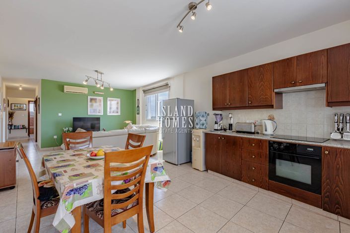 Image No.10-2 Bed Apartment for sale