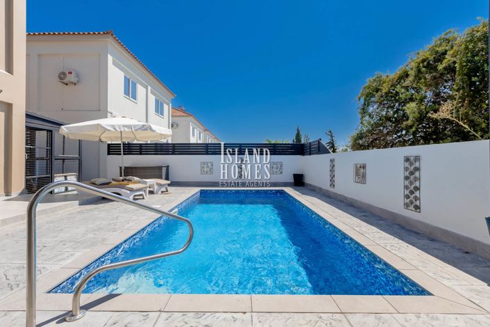 Image No.28-3 Bed Villa for sale