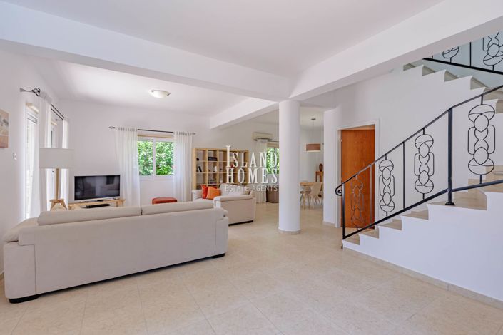 Image No.3-3 Bed Villa for sale