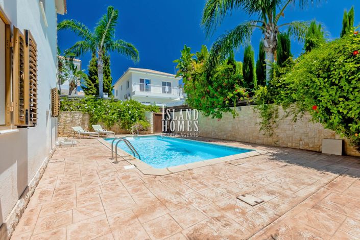Image No.30-3 Bed Villa for sale