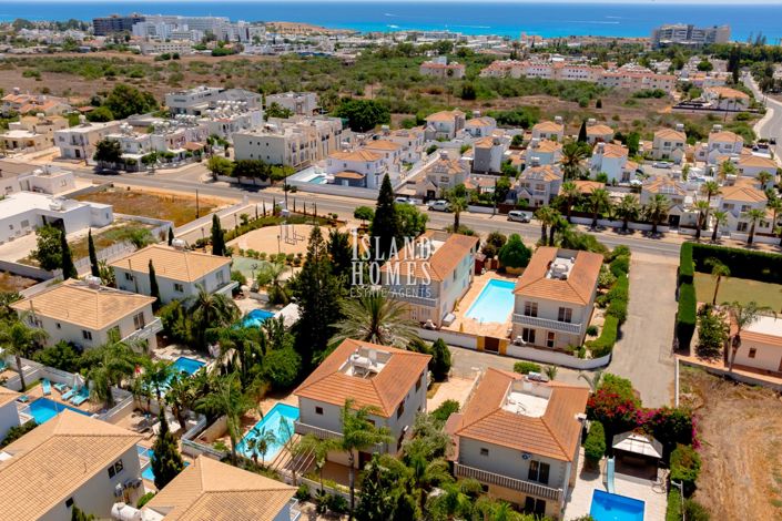 Image No.4-3 Bed Villa for sale