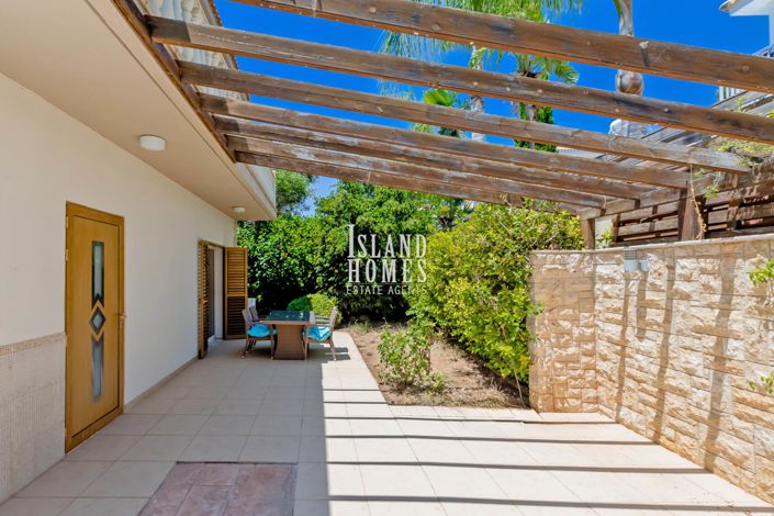 Image No.40-3 Bed Villa for sale