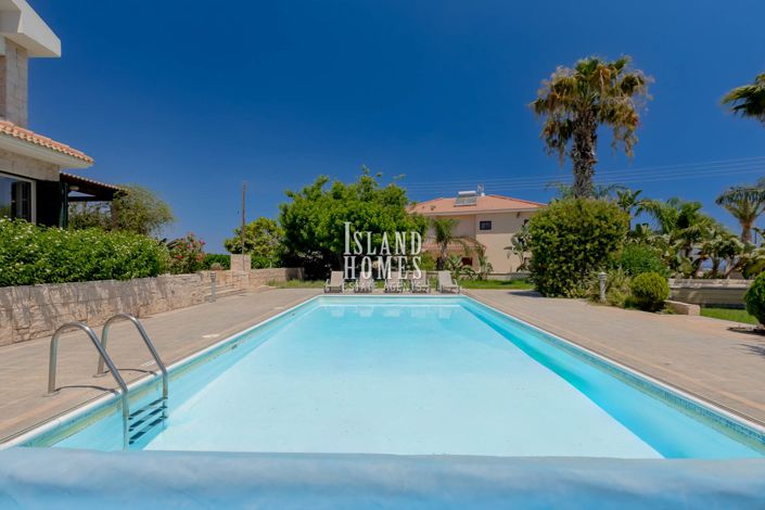 Image No.12-5 Bed Villa / Detached for sale