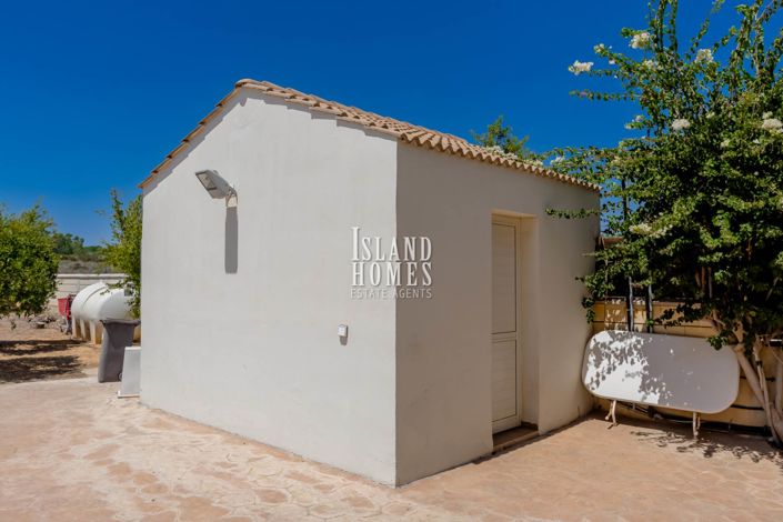 Image No.48-5 Bed Villa / Detached for sale