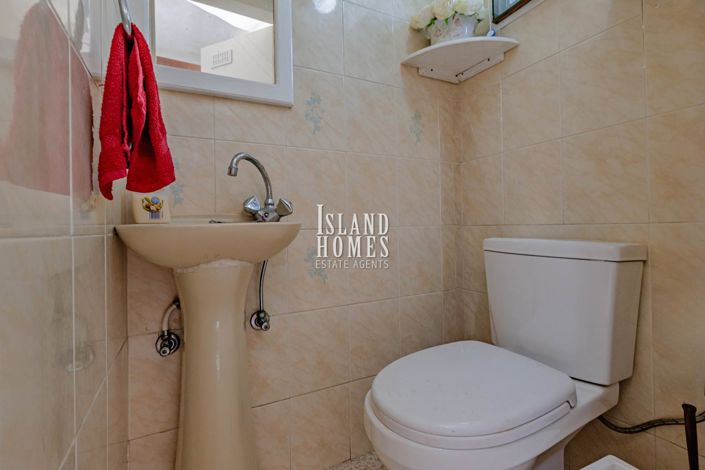 Image No.9-1 Bed Maisonette for sale