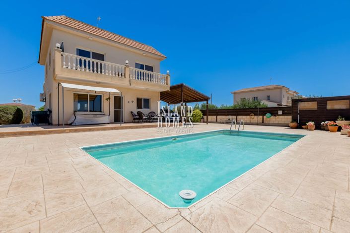 Image No.16-3 Bed Villa / Detached for sale