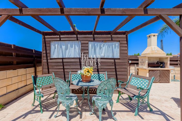 Image No.9-3 Bed Villa / Detached for sale