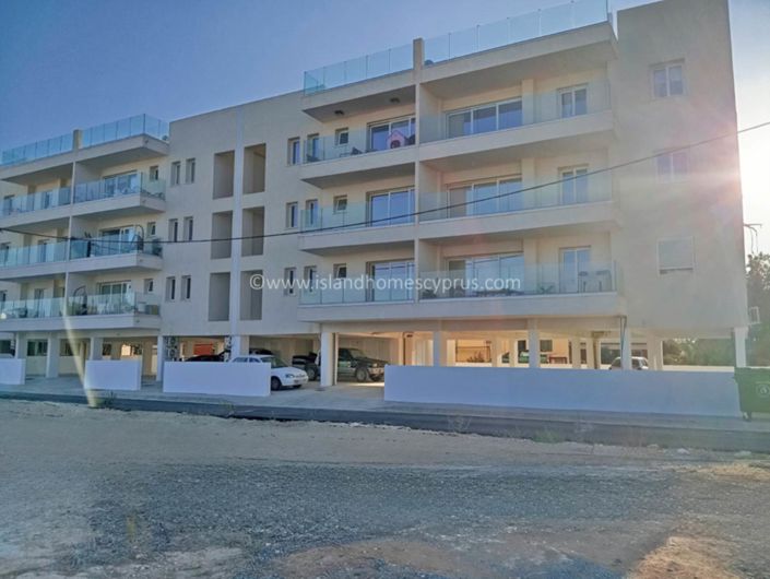 Image No.18-2 Bed Apartment for sale