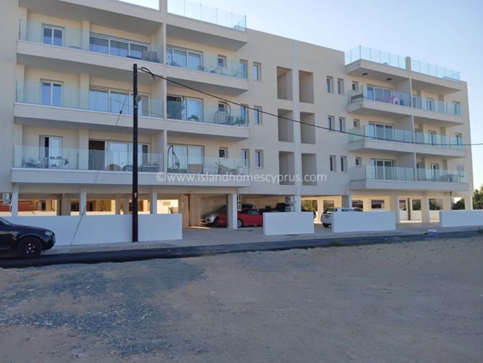Image No.6-2 Bed Apartment for sale