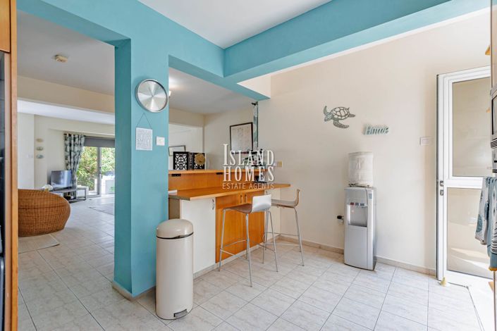 Image No.13-Propriété de 3 chambres à vendre à Paralimni