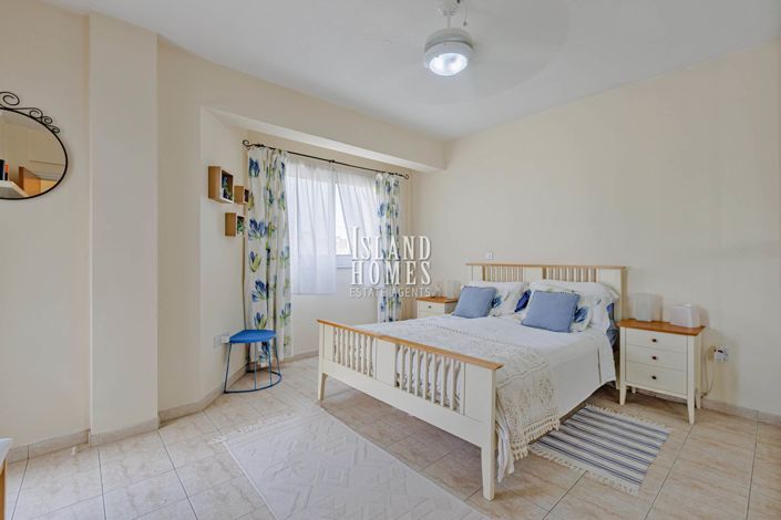 Image No.21-Propriété de 3 chambres à vendre à Paralimni