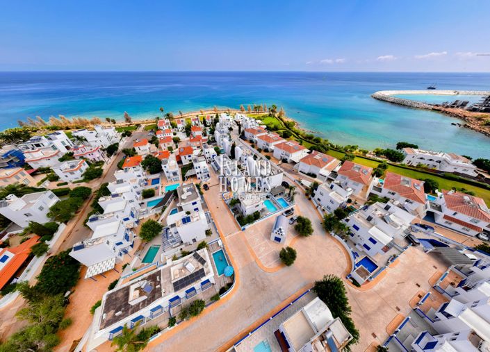 Image No.3-3 Bed Villa for sale