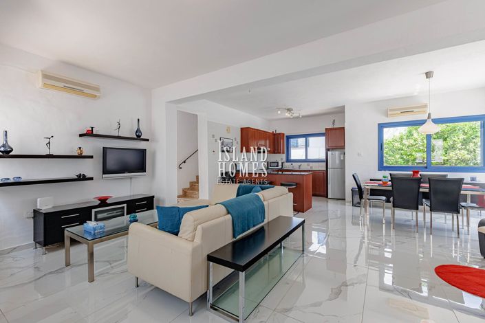 Image No.4-3 Bed Villa for sale