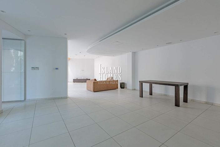 Image No.21-6 Bed Villa for sale