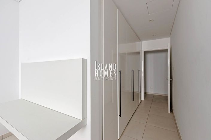 Image No.26-6 Bed Villa for sale