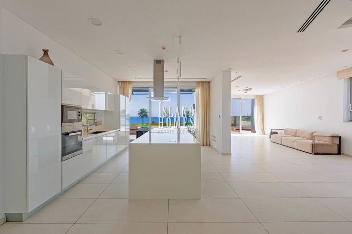 Image No.4-6 Bed Villa for sale