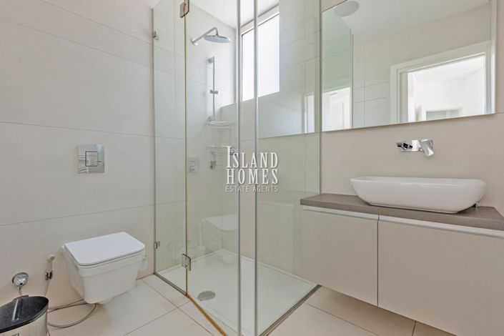 Image No.41-6 Bed Villa for sale