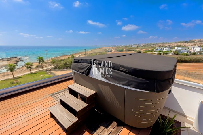 Image No.8-6 Bed Villa for sale
