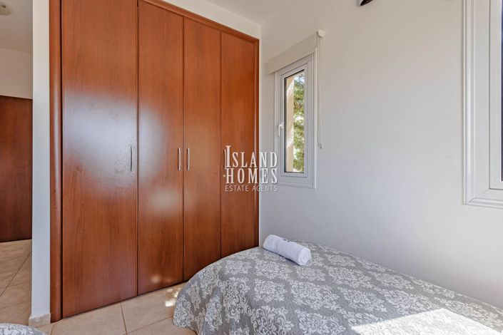 Image No.28-2 Bed Villa for sale
