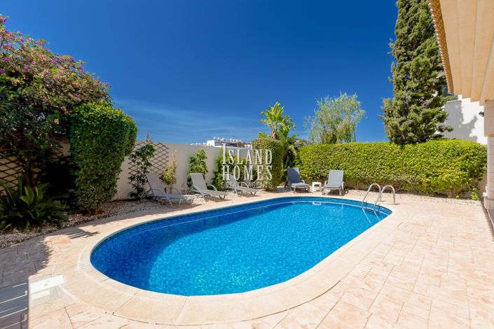 Image No.30-2 Bed Villa for sale
