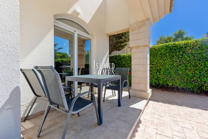 Image No.32-2 Bed Villa for sale