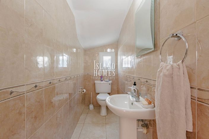 Image No.14-3 Bed Villa for sale