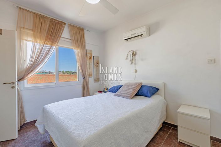 Image No.15-2 Bed Apartment for sale