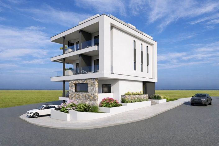 Image No.5-6 Bed Property for sale