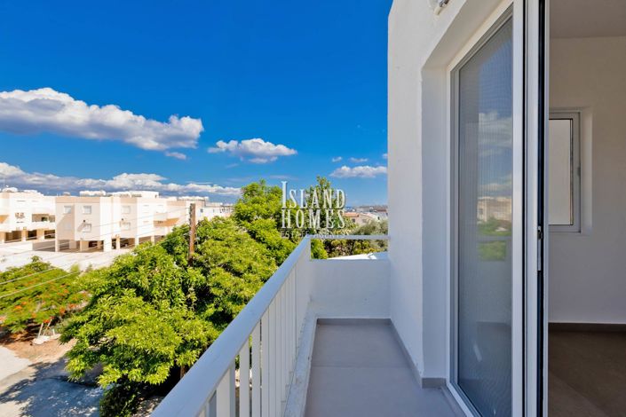 Image No.19-2 Bed Apartment for sale