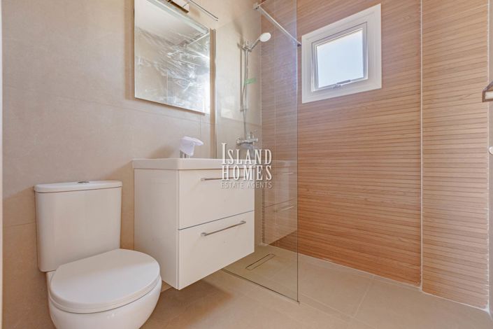 Image No.20-2 Bed Apartment for sale