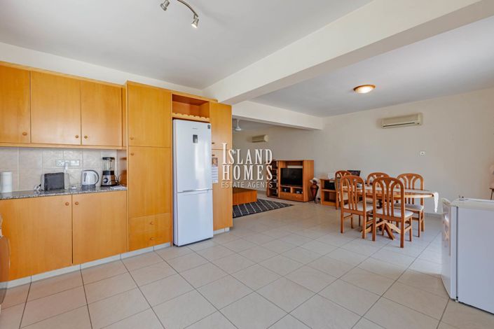 Image No.13-3 Bed Apartment for sale