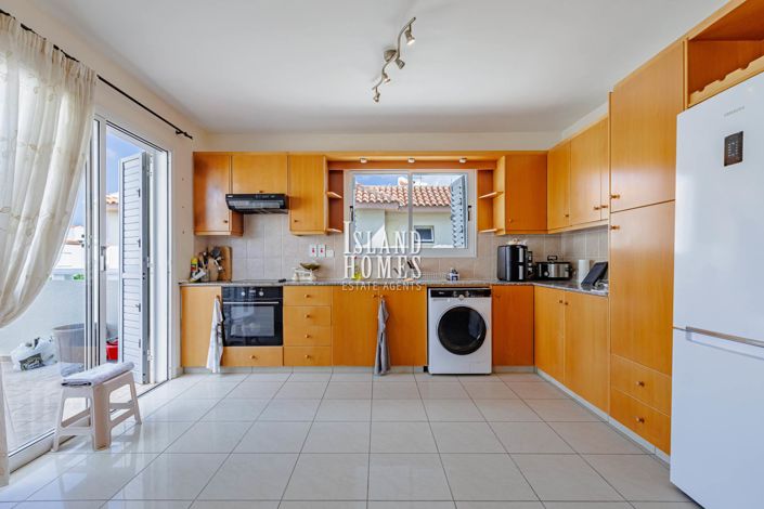 Image No.14-3 Bed Apartment for sale