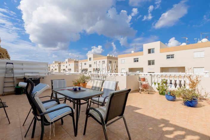 Image No.26-3 Bed Apartment for sale