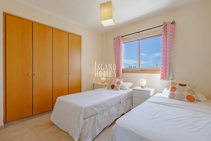 Image No.21-2 Bed Apartment for sale