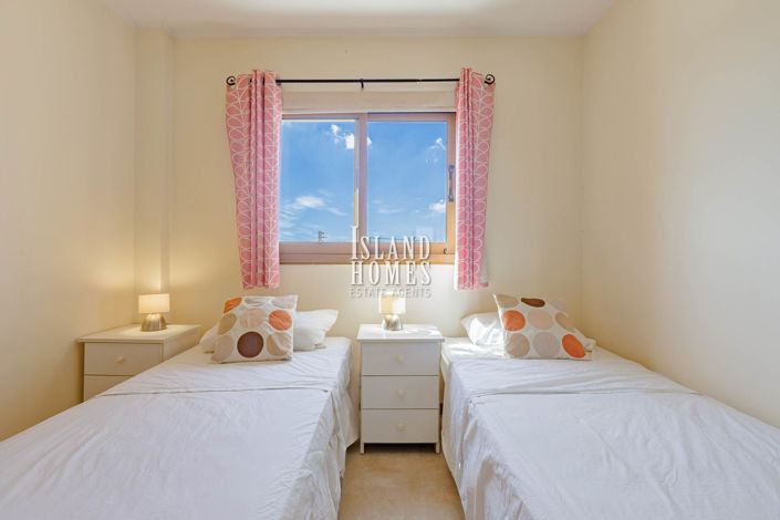Image No.22-2 Bed Apartment for sale