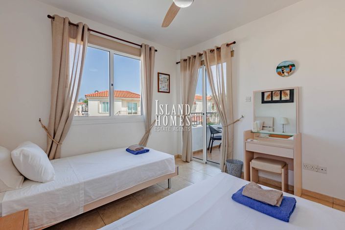Image No.28-2 Bed Villa / Detached for sale