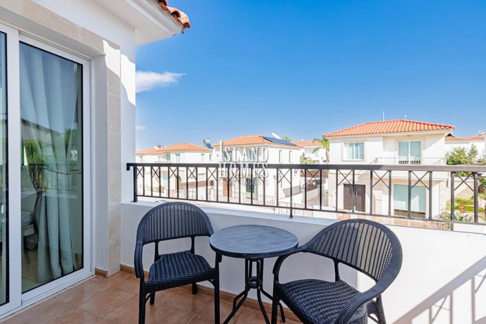 Image No.29-2 Bed Villa / Detached for sale