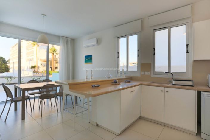 Image No.12-3 Bed Villa for sale