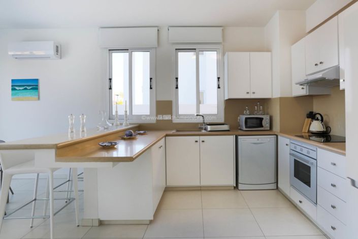 Image No.4-3 Bed Villa for sale