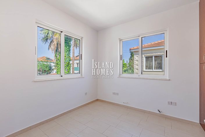 Image No.19-3 Bed Villa for sale