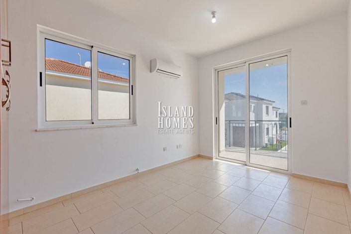 Image No.22-3 Bed Villa for sale