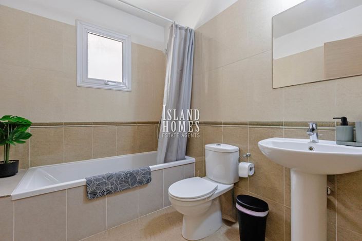 Image No.21-1 Bed Apartment for sale