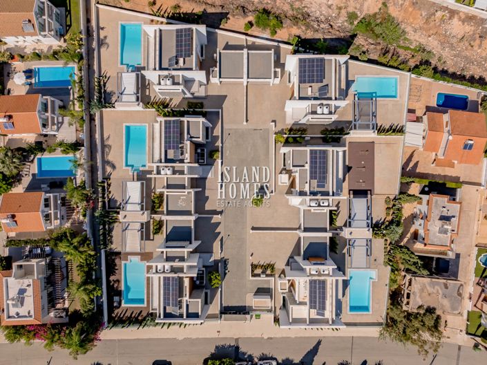Image No.13-5 Bed Villa / Detached for sale
