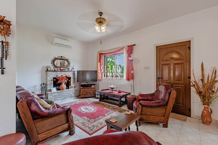 Image No.11-4 Bed Villa for sale